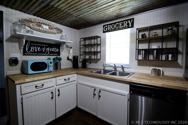 5844 McBride Circle, Kingston, OK 73439