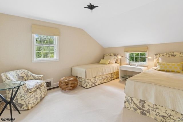 21 Hardwell Rd, Millburn Twp., NJ 07078