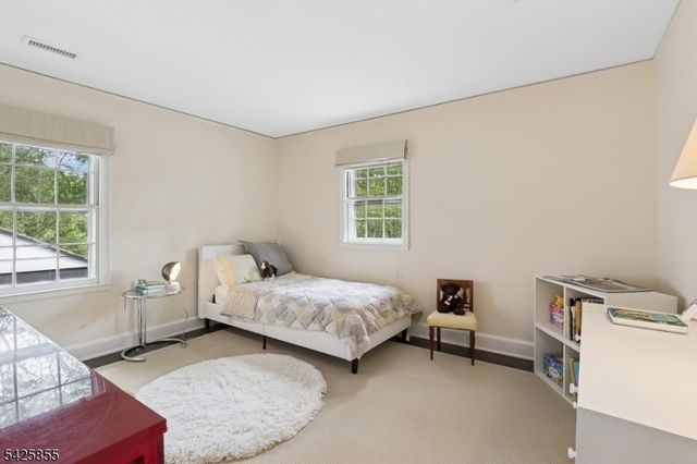 21 Hardwell Rd, Millburn Twp., NJ 07078