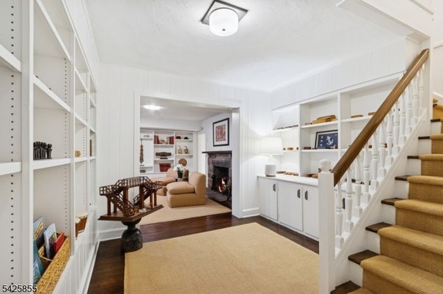 21 Hardwell Rd, Millburn Twp., NJ 07078