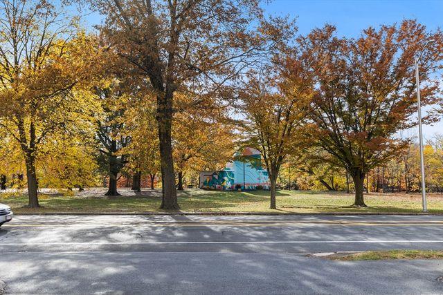 2500 Mystic Valley Pkwy 907, Medford, MA 02155