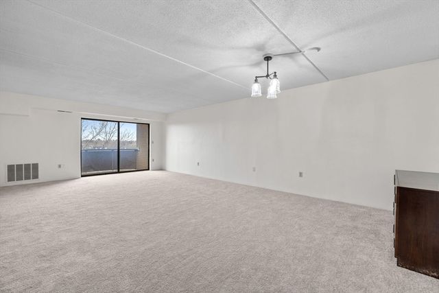 2500 Mystic Valley Pkwy 907, Medford, MA 02155