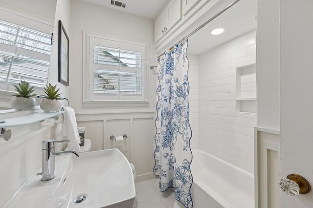 6044 Anita Street, Dallas, TX 75206