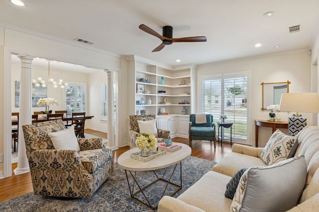 6044 Anita Street, Dallas, TX 75206