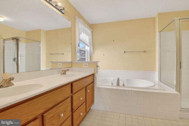 4734 FEATURE OAK WAY, Fairfax, VA 22032