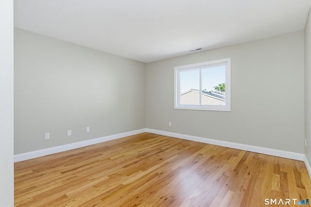 273 Derby Avenue 904, Derby, CT 06418