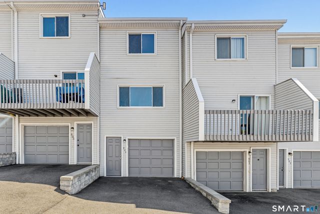 273 Derby Avenue 904, Derby, CT 06418