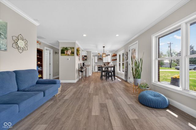 3955 S Smokey Row Road, Greenwood, IN 46143