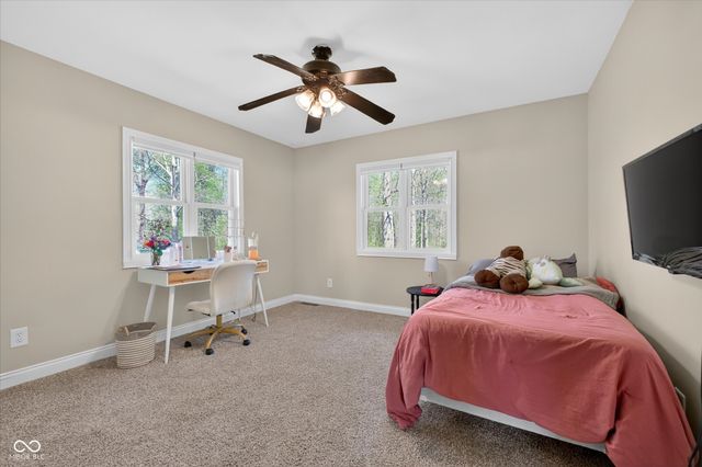 3955 S Smokey Row Road, Greenwood, IN 46143