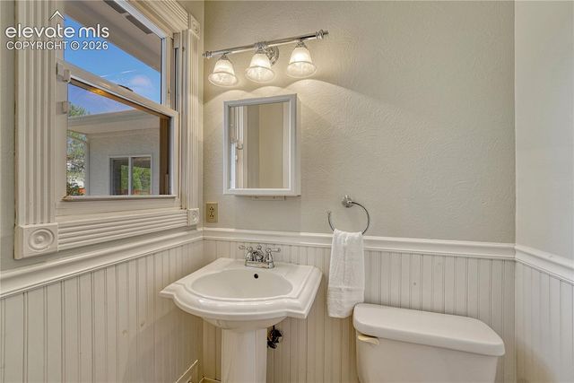 234 Crestridge Avenue, Colorado Springs, CO 80906