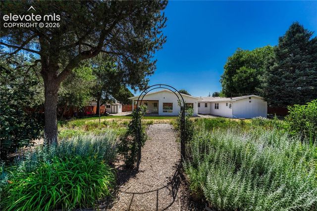 234 Crestridge Avenue, Colorado Springs, CO 80906
