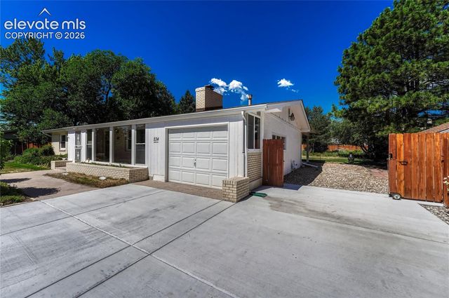 234 Crestridge Avenue, Colorado Springs, CO 80906