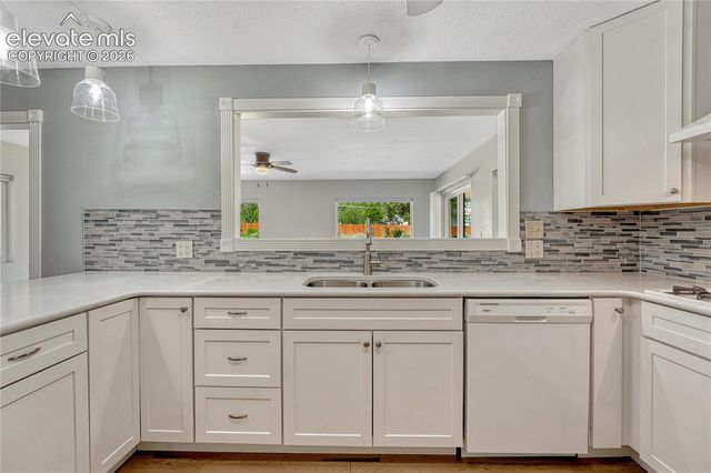 234 Crestridge Avenue, Colorado Springs, CO 80906
