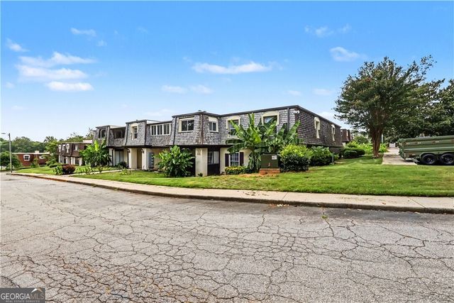 124 Rue Fontaine, Lithonia, GA 30038