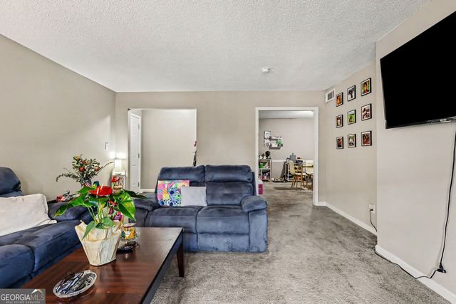 124 Rue Fontaine, Lithonia, GA 30038