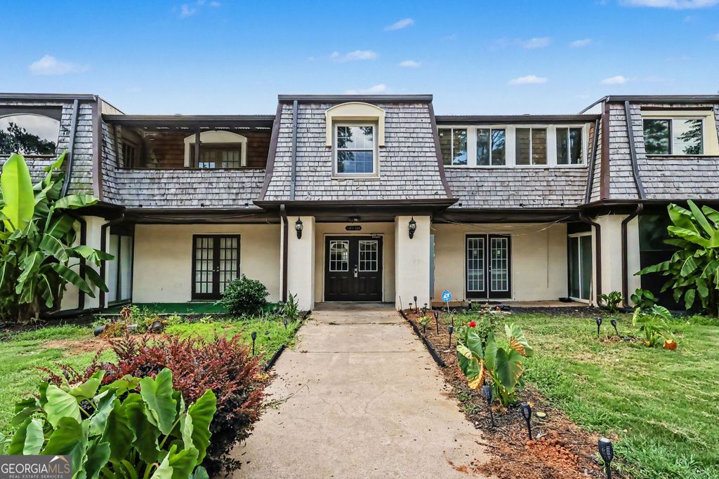 124 Rue Fontaine, Lithonia, GA 30038