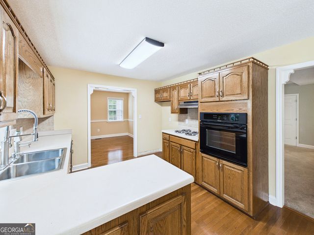 331 Wimbledon Court, Macon, GA 31211
