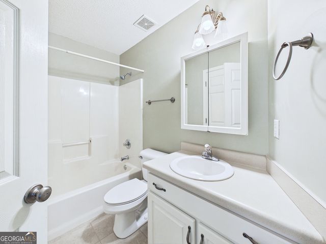 331 Wimbledon Court, Macon, GA 31211