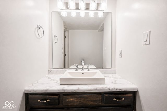 102 Clarendon Drive 506, Noblesville, IN 46062