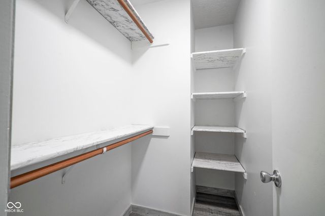 102 Clarendon Drive 506, Noblesville, IN 46062