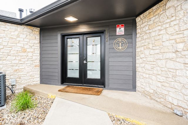 102 Clarendon Drive 506, Noblesville, IN 46062