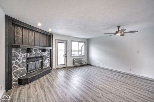 102 Clarendon Drive 506, Noblesville, IN 46062