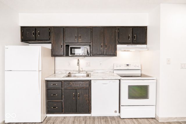 102 Clarendon Drive 506, Noblesville, IN 46062