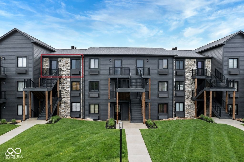 102 Clarendon Drive 506, Noblesville, IN 46062