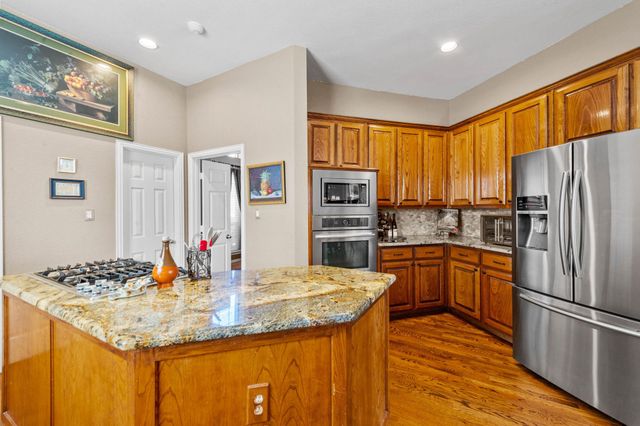 1107 Whispering Oaks Drive, Keller, TX 76248