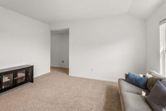 709 Lake Sweetwater LN, Buda, TX 78610