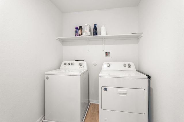 709 Lake Sweetwater LN, Buda, TX 78610