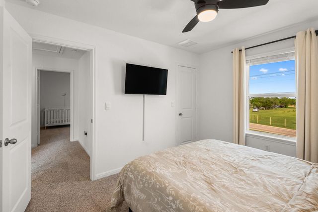 709 Lake Sweetwater LN, Buda, TX 78610