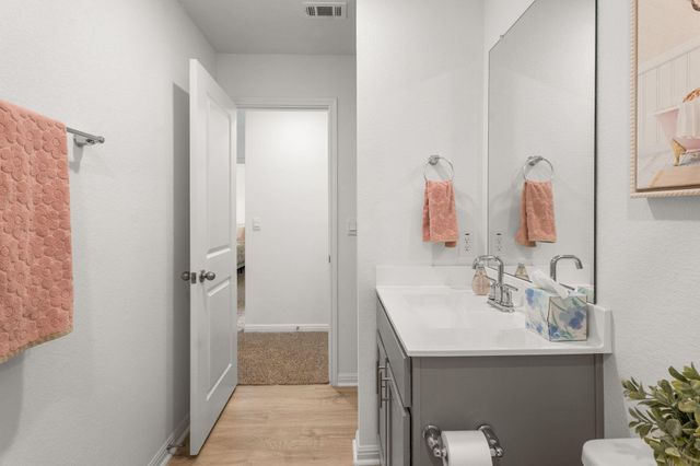 709 Lake Sweetwater LN, Buda, TX 78610