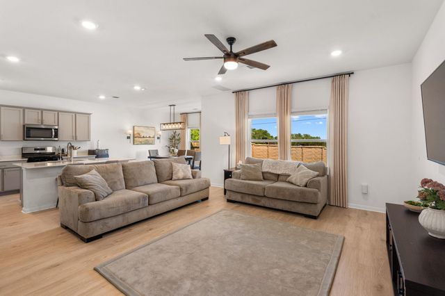 709 Lake Sweetwater LN, Buda, TX 78610