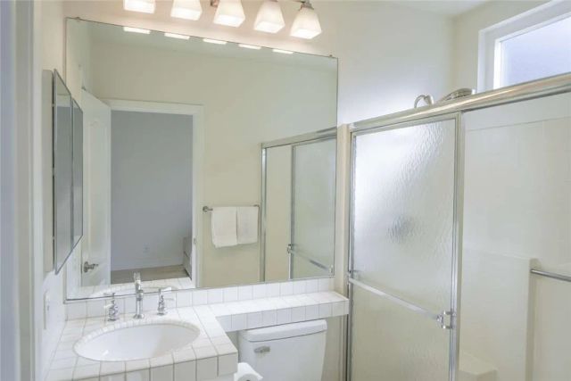 601 Marazon Lane, Vista, CA 92081