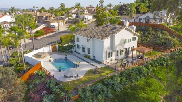 601 Marazon Lane, Vista, CA 92081