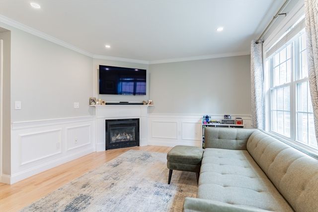 36 Palfrey St 36, Watertown, MA 02472