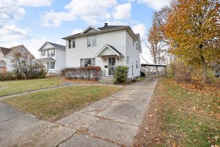 712 N Waterloo Avenue, Jackson, MI 49202