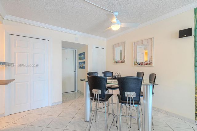 121 Golden Isles Dr 104, Hallandale Beach, FL 33009