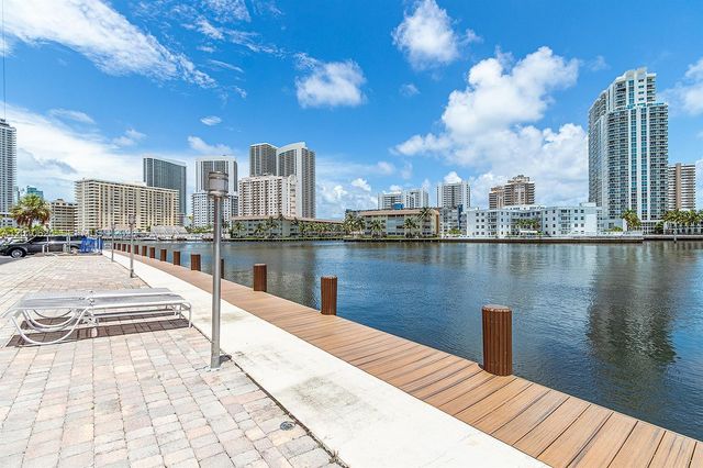 121 Golden Isles Dr 104, Hallandale Beach, FL 33009