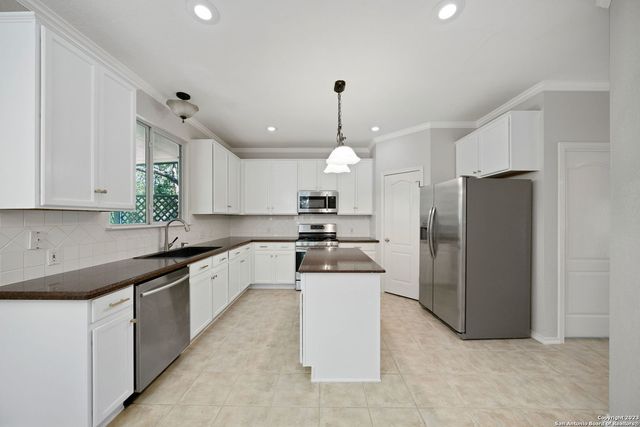 4508 BRUSH CREEK DR, Schertz, TX 78154