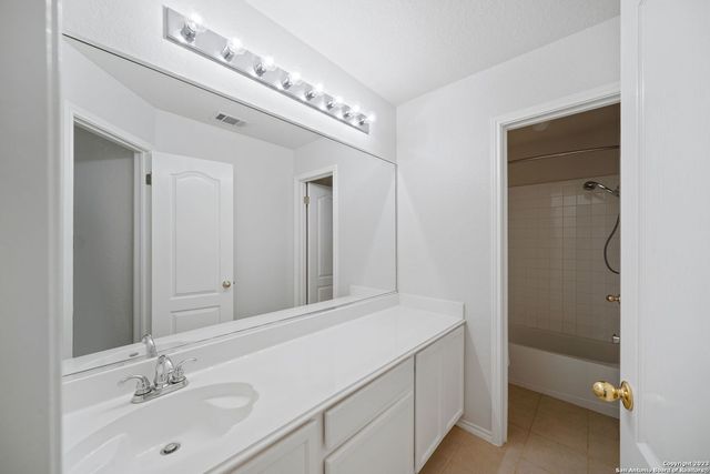 4508 BRUSH CREEK DR, Schertz, TX 78154