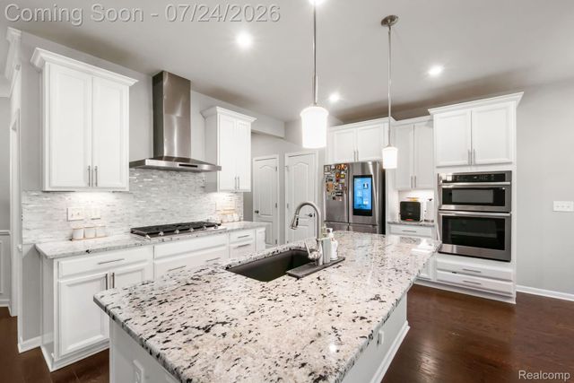 4691 Broomfield Way 5, Orion Charter Township, MI 48359