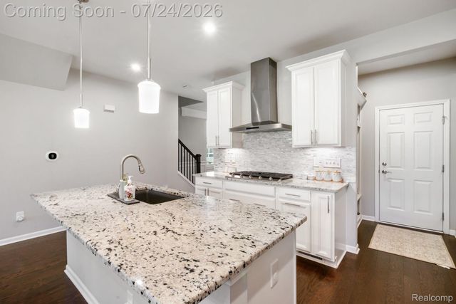 4691 Broomfield Way 5, Orion Charter Township, MI 48359