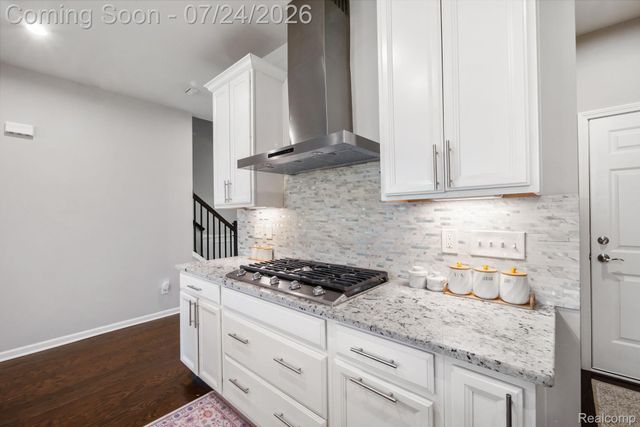 4691 Broomfield Way 5, Orion Charter Township, MI 48359