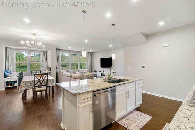 4691 Broomfield Way 5, Orion Charter Township, MI 48359