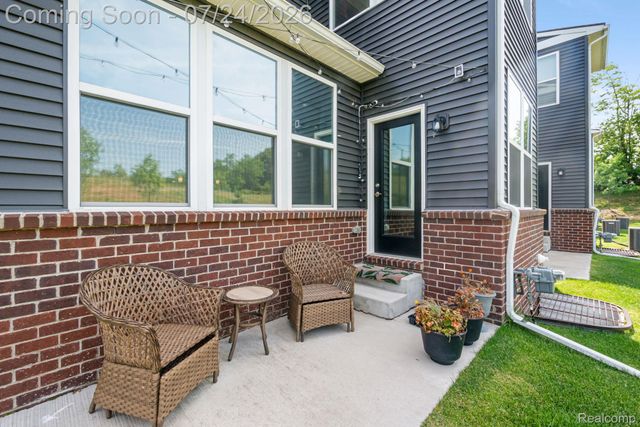 4691 Broomfield Way 5, Orion Charter Township, MI 48359