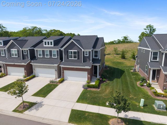 4691 Broomfield Way 5, Orion Charter Township, MI 48359
