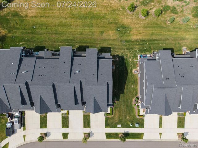 4691 Broomfield Way 5, Orion Charter Township, MI 48359