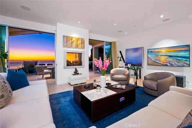 2300 Crestview, Laguna Beach, CA 92651